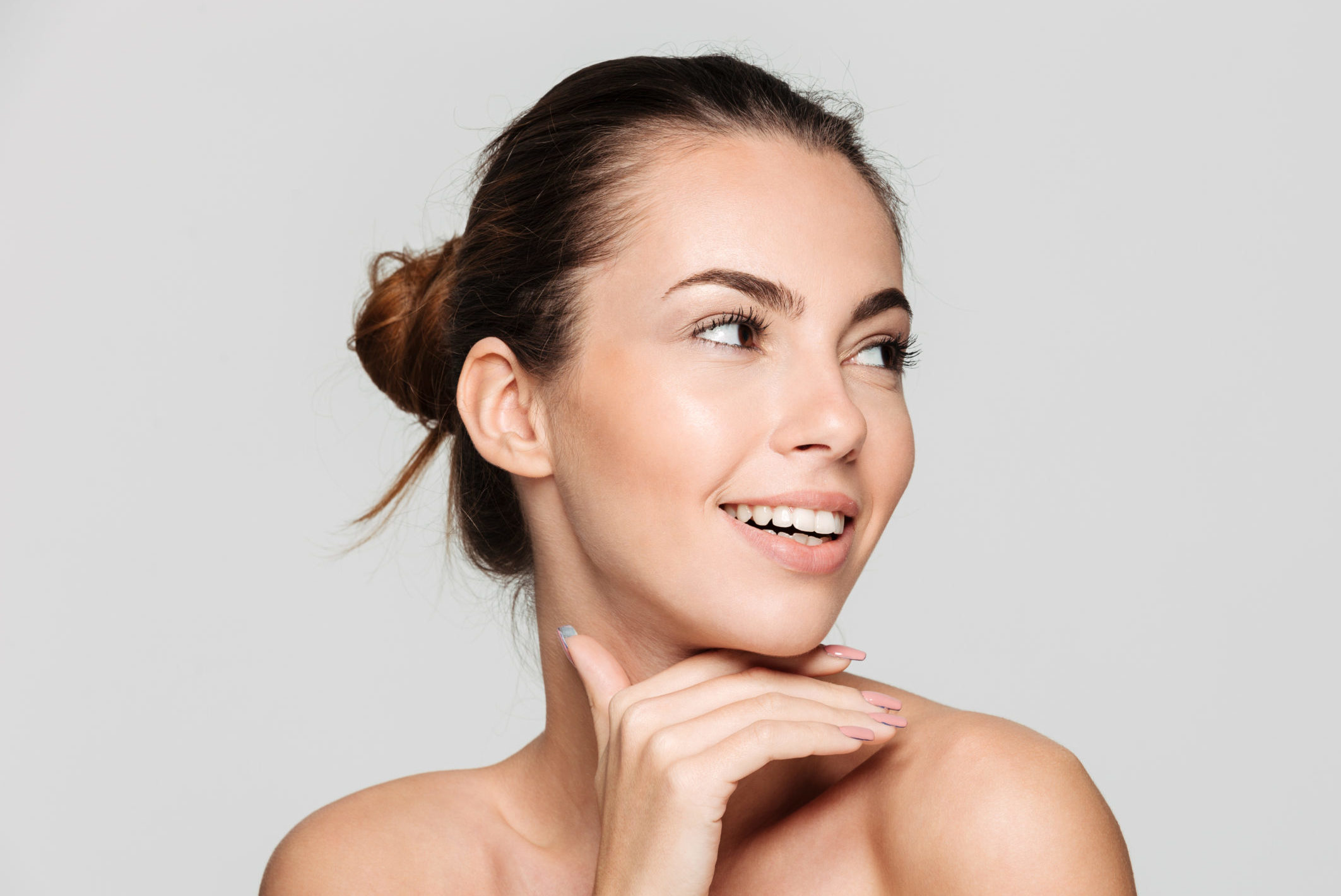 8-Punkte-Facelift bei Aesthetic First